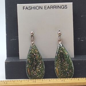 Elegant Green Teardrop Earrings